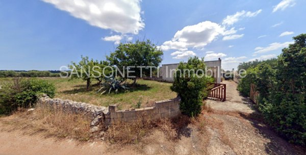 casa indipendente in vendita a Cisternino in zona Sisto