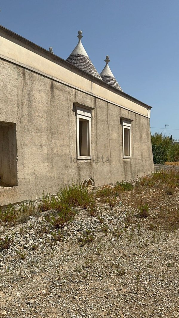 casale in vendita a Cisternino