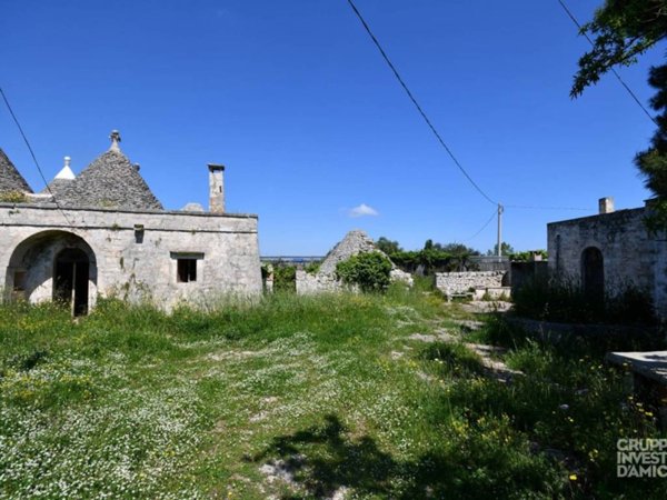 casa indipendente in vendita a Cisternino