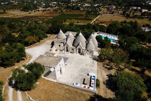casa indipendente in vendita a Cisternino