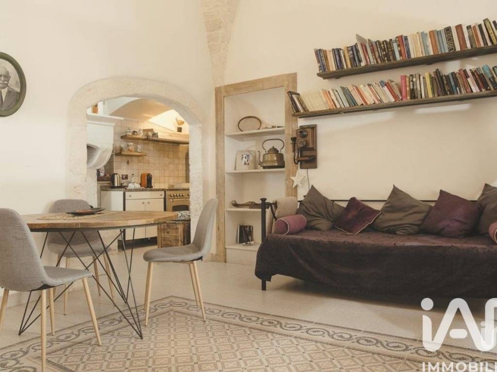 casa indipendente in vendita a Cisternino