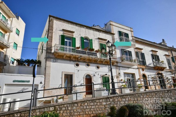 casa indipendente in vendita a Cisternino