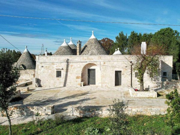 casa indipendente in vendita a Cisternino