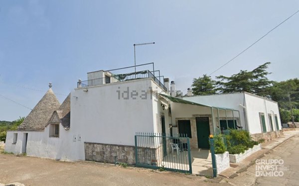 casa indipendente in vendita a Cisternino