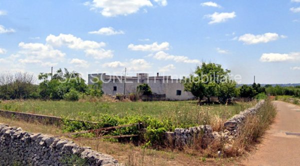 casa indipendente in vendita a Cisternino in zona Sisto