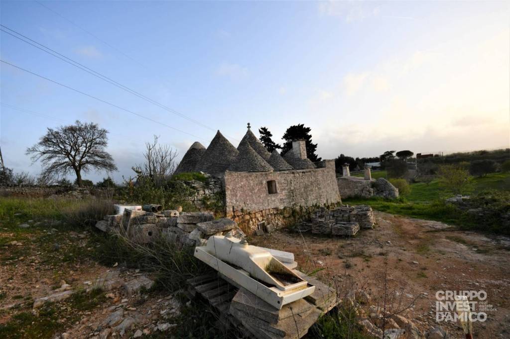 casa indipendente in vendita a Cisternino in zona Sisto