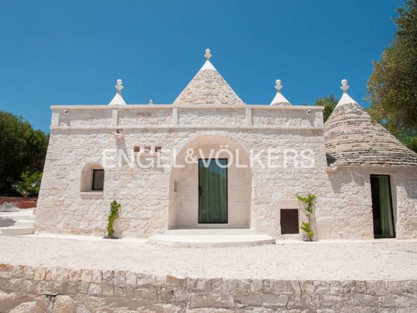 casa indipendente in vendita a Cisternino