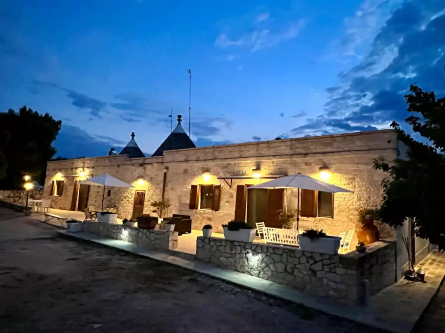 casa indipendente in vendita a Cisternino in zona Caranna