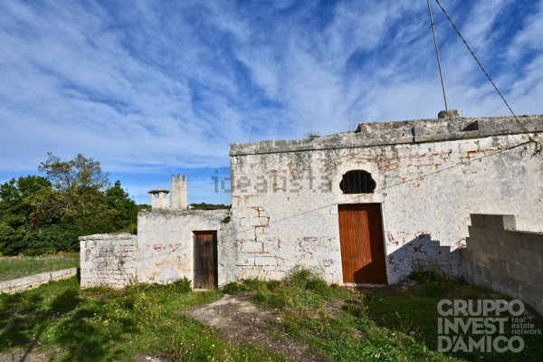 casa indipendente in vendita a Cisternino