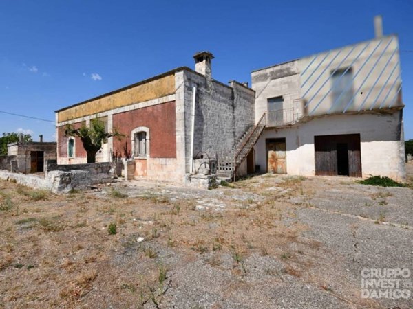 casale in vendita a Cisternino