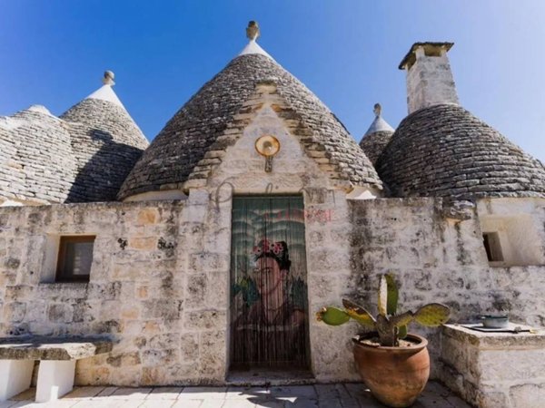 casa indipendente in vendita a Cisternino