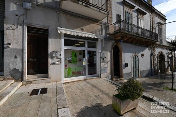 negozio in vendita a Cisternino