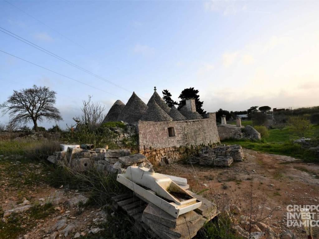 casa indipendente in vendita a Cisternino in zona Sisto