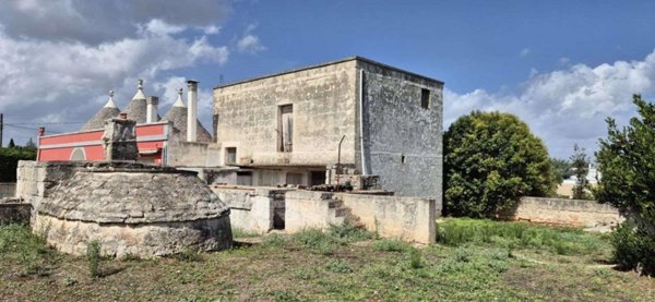 casale in vendita a Cisternino