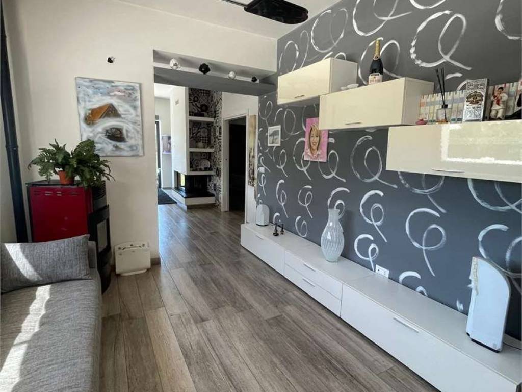 casa indipendente in vendita a Cisternino