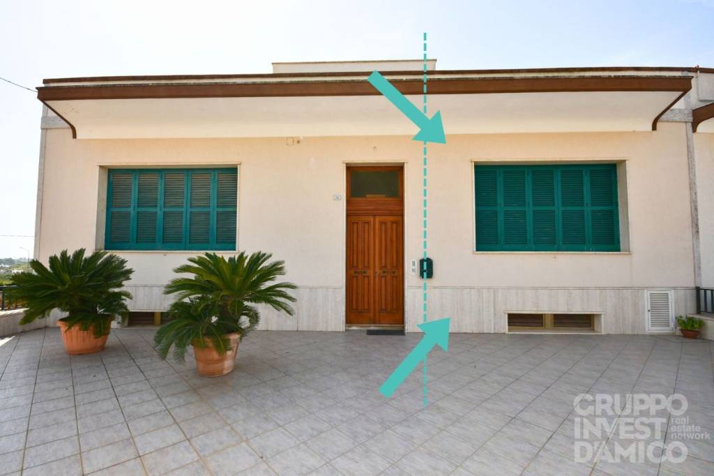 casa indipendente in vendita a Cisternino