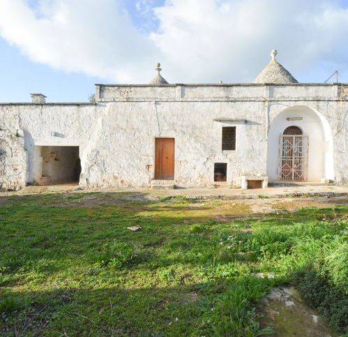 casa indipendente in vendita a Cisternino