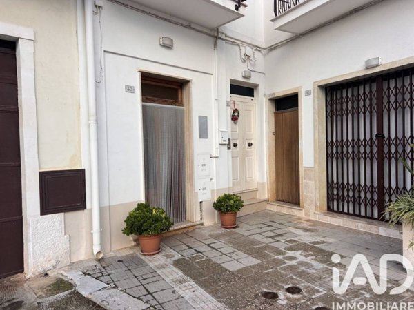 casa indipendente in vendita a Cisternino in zona Casalini
