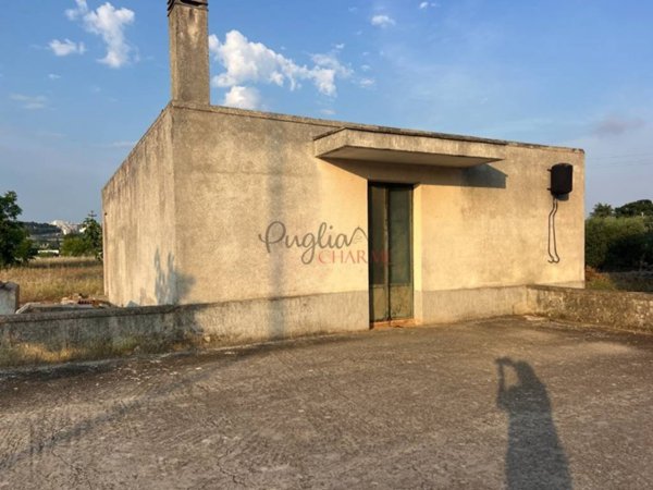 casa indipendente in vendita a Cisternino