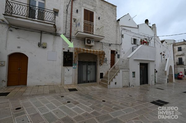 locale commerciale in vendita a Cisternino