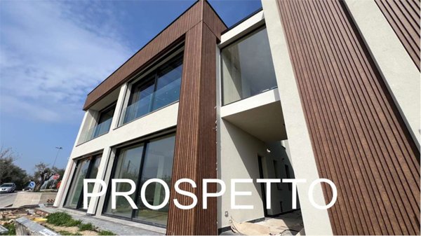 casa indipendente in vendita a Cisternino in zona Sisto