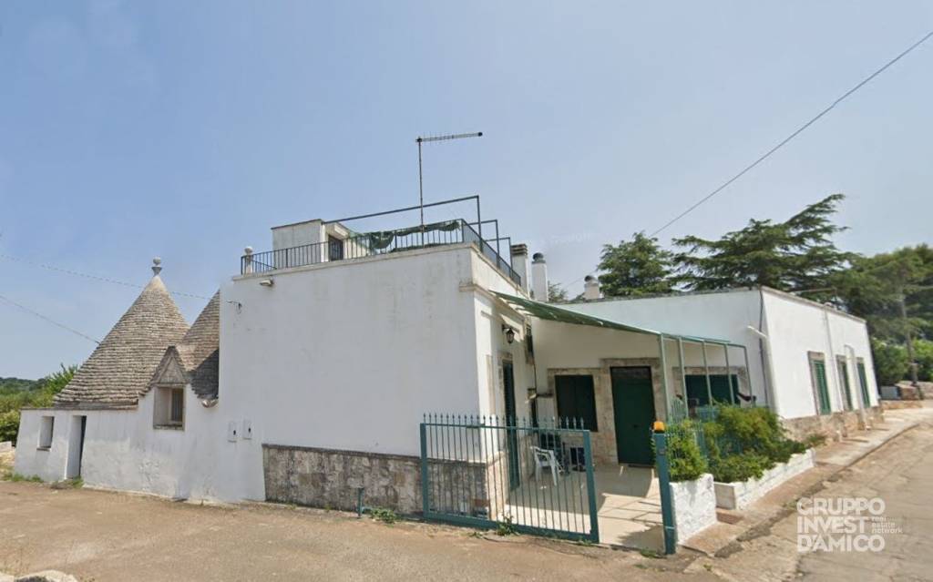 casa indipendente in vendita a Cisternino
