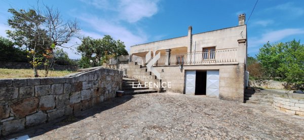 casa indipendente in vendita a Cisternino