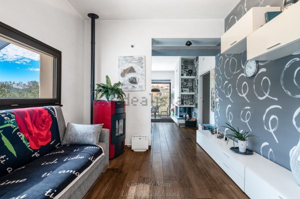 casa indipendente in vendita a Cisternino