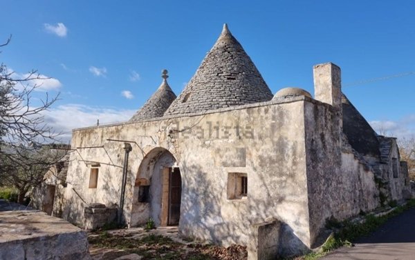 casale in vendita a Cisternino