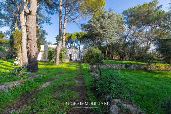 casa indipendente in vendita a Cisternino