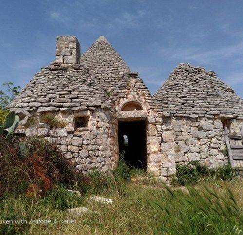 casa indipendente in vendita a Cisternino