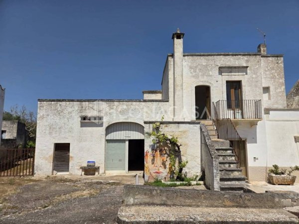 appartamento in vendita a Cisternino in zona Caranna