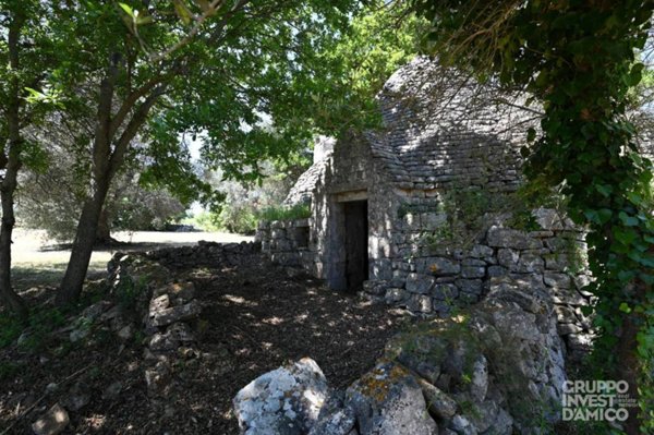 casa indipendente in vendita a Cisternino in zona Casalini