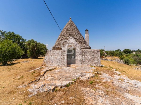casa indipendente in vendita a Cisternino