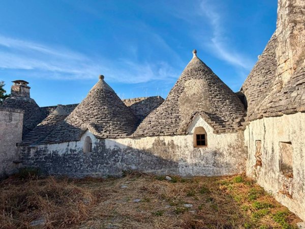casa indipendente in vendita a Cisternino