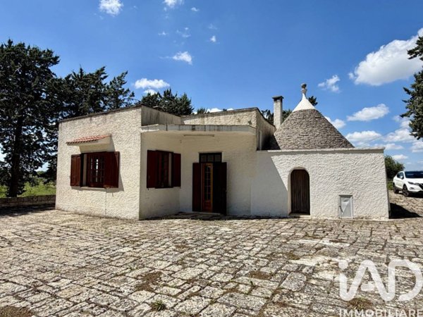 casa indipendente in vendita a Cisternino