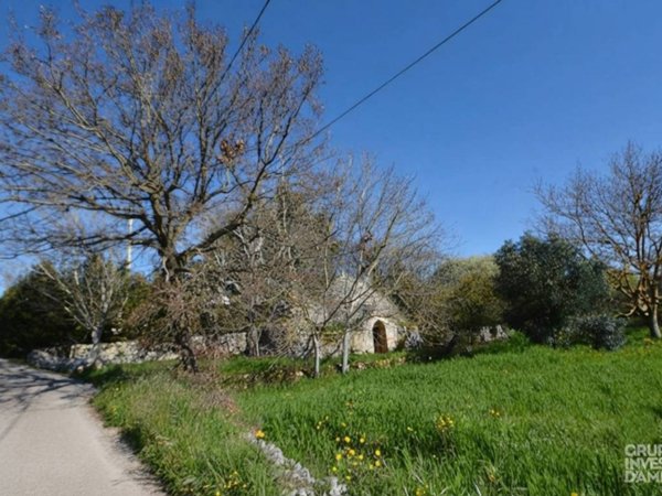 casa indipendente in vendita a Cisternino