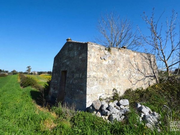 casa indipendente in vendita a Cisternino