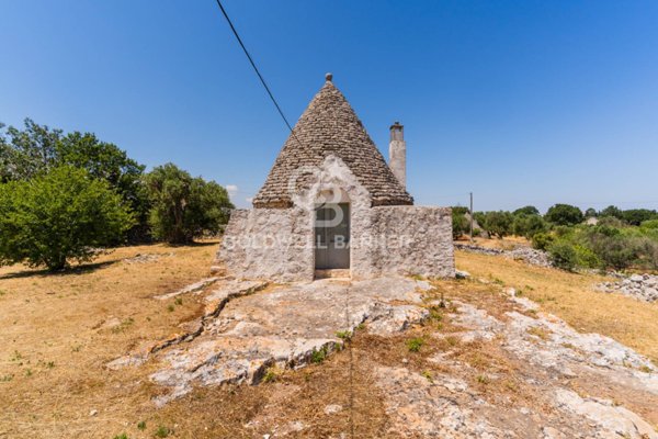casa indipendente in vendita a Cisternino
