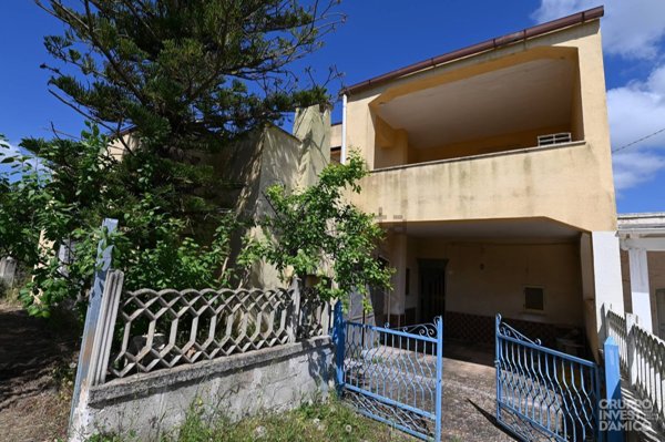 casa indipendente in vendita a Cisternino
