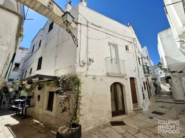casa indipendente in vendita a Cisternino