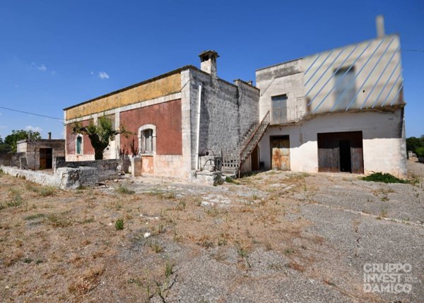 casale in vendita a Cisternino