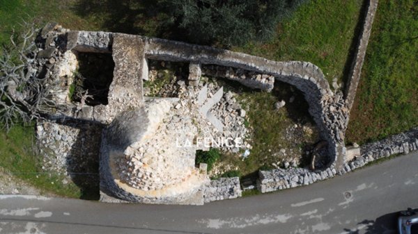 casa indipendente in vendita a Cisternino