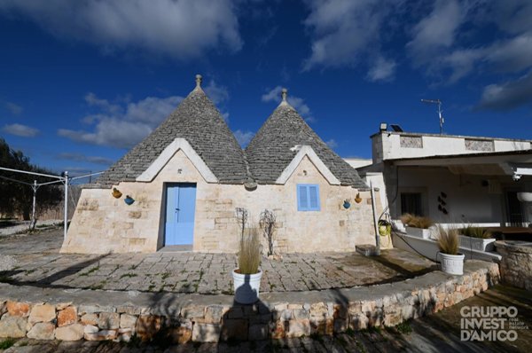 esavano in vendita a Cisternino