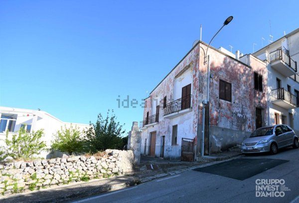pentavano in vendita a Cisternino