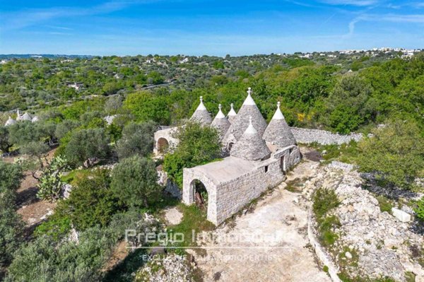 casa indipendente in vendita a Cisternino in zona Casalini
