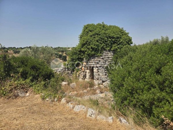 casa indipendente in vendita a Cisternino