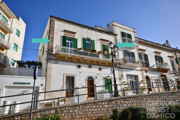 casa indipendente in vendita a Cisternino