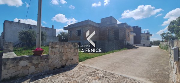 casa indipendente in vendita a Cisternino in zona Marinelli