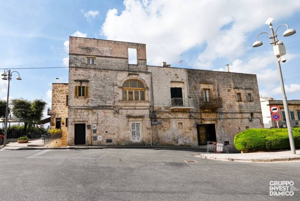 casa indipendente in vendita a Cisternino